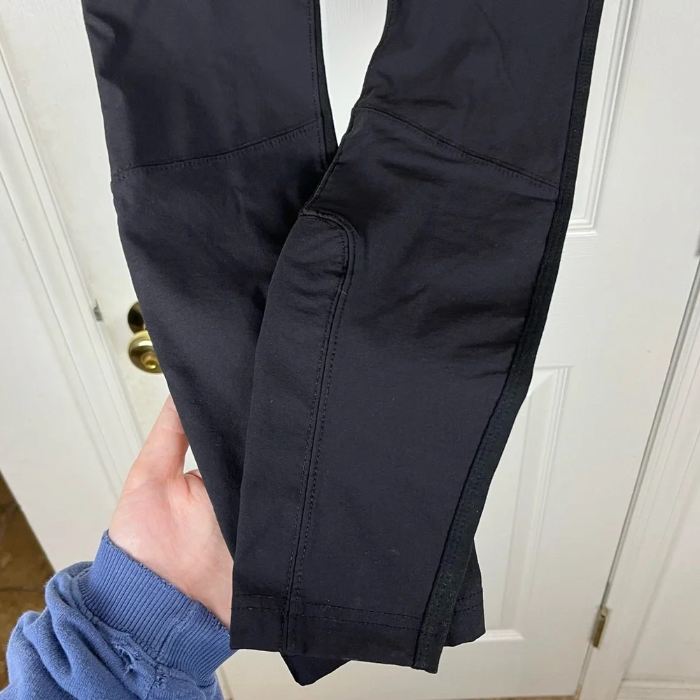 Athleta Black Highline Hybrid Ankle Tight 2.0 - Picture 6 of 12